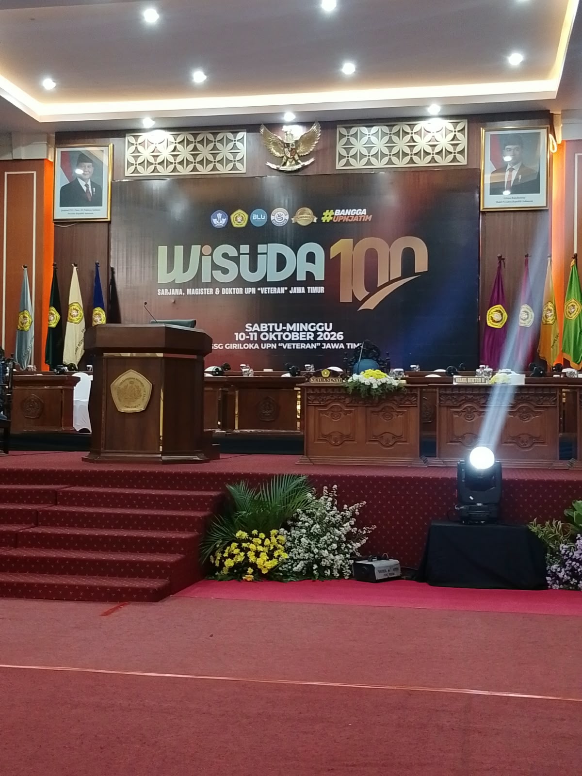 Wisuda Sarjana ke-100 Universitas “Veteran” Jawa Timur (UPNVJT), Surabaya, Jawa Timur 2026